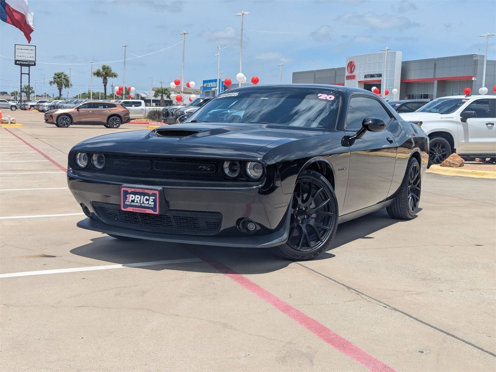 2020 Dodge Challenger R/T's photo