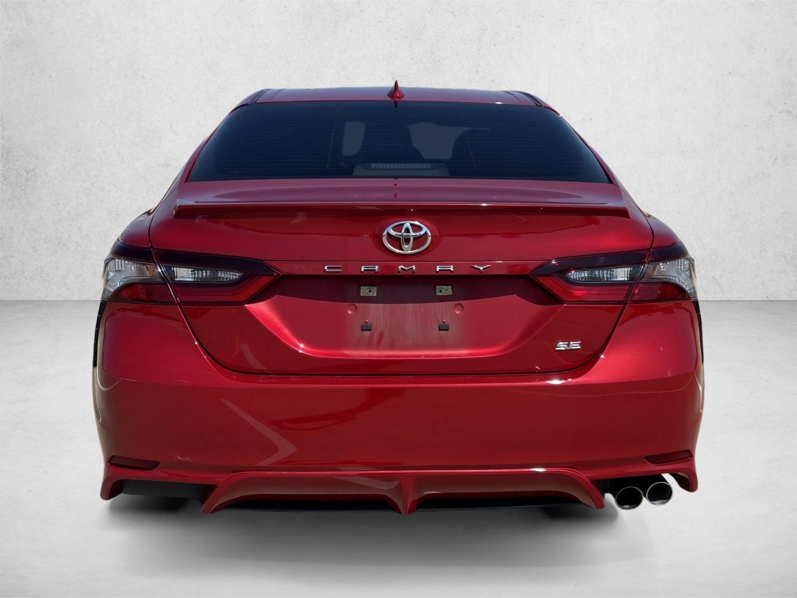 2022 Toyota Camry SE photo 4