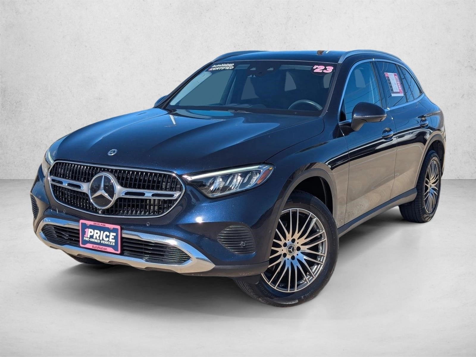 2023 Mercedes-Benz GLC GLC 300's photo