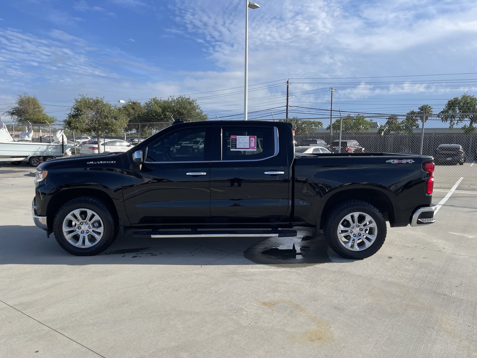 Used 2022 Chevrolet Silverado 1500 LTZ with VIN 2GCUDGED2N1507049 for sale in Corpus Christi, TX