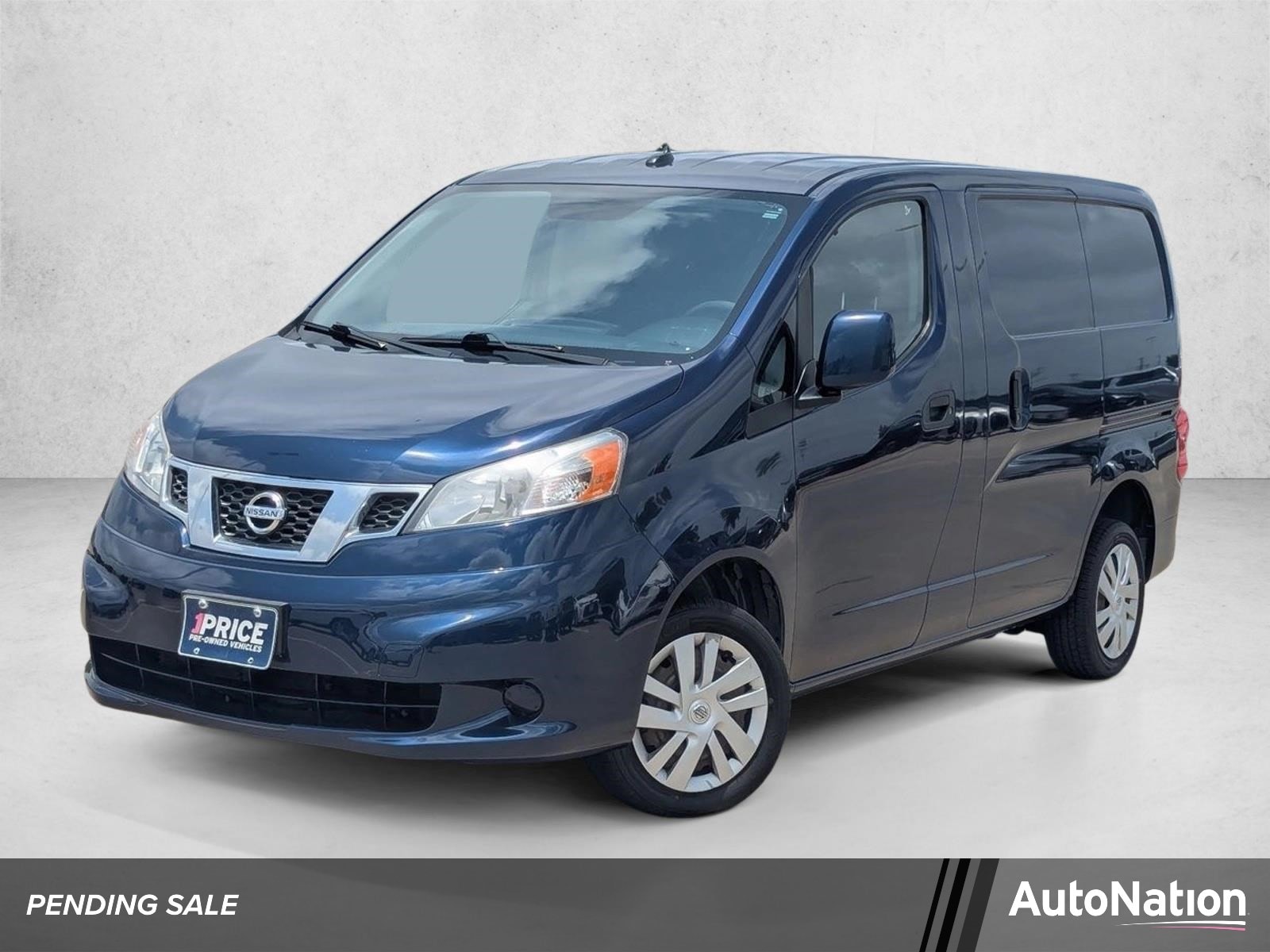 2014 Nissan NV200 SV's photo