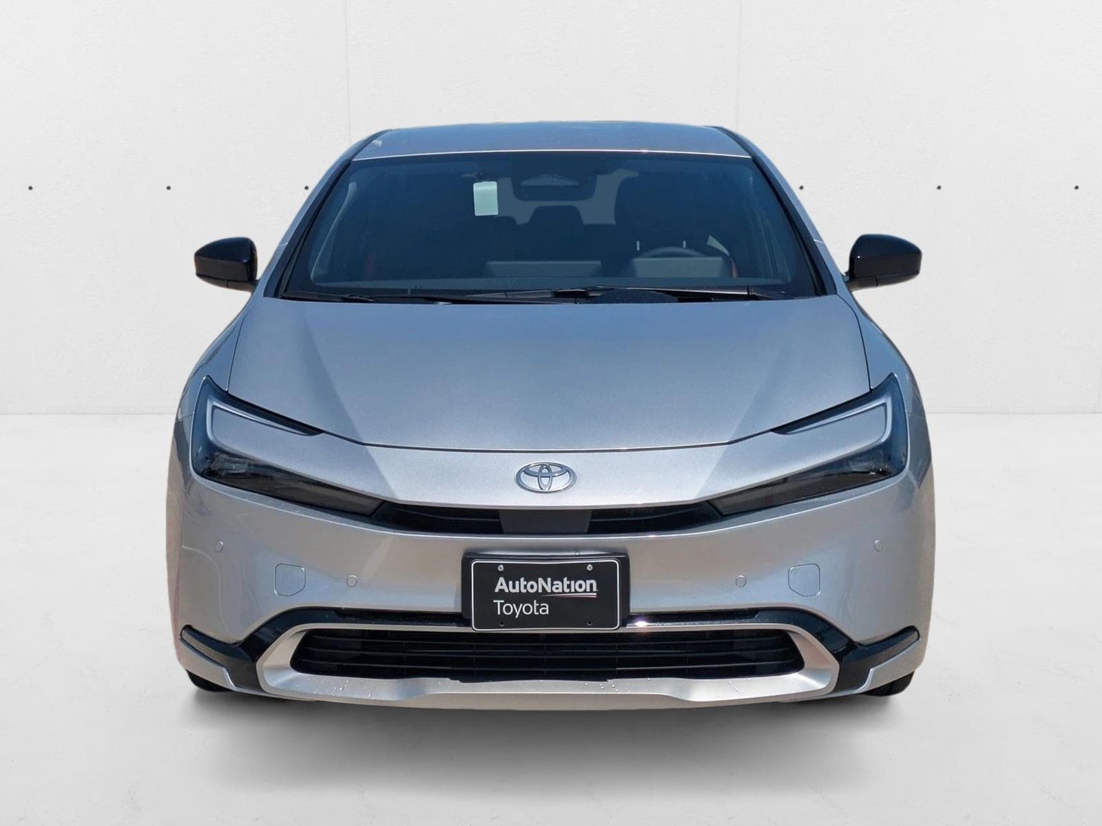 2026 Toyota Prius Plug-in Hybrid XSE - Photo 6