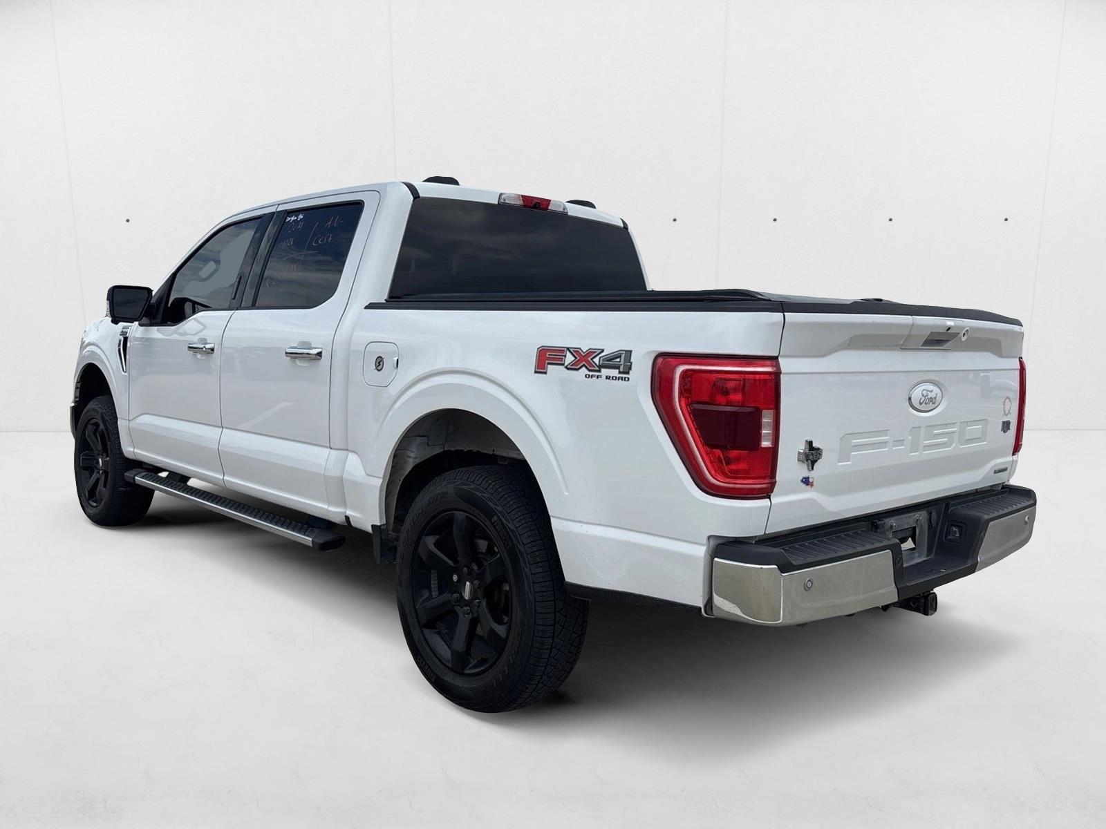 2021 Ford F-150 XL photo 3