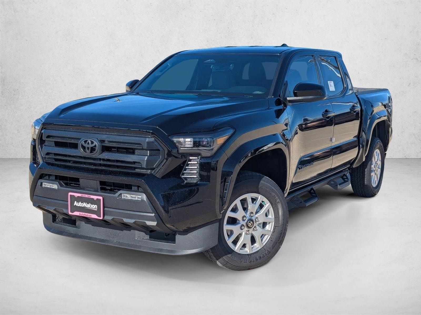 2025 Toyota Tacoma SR5's photo