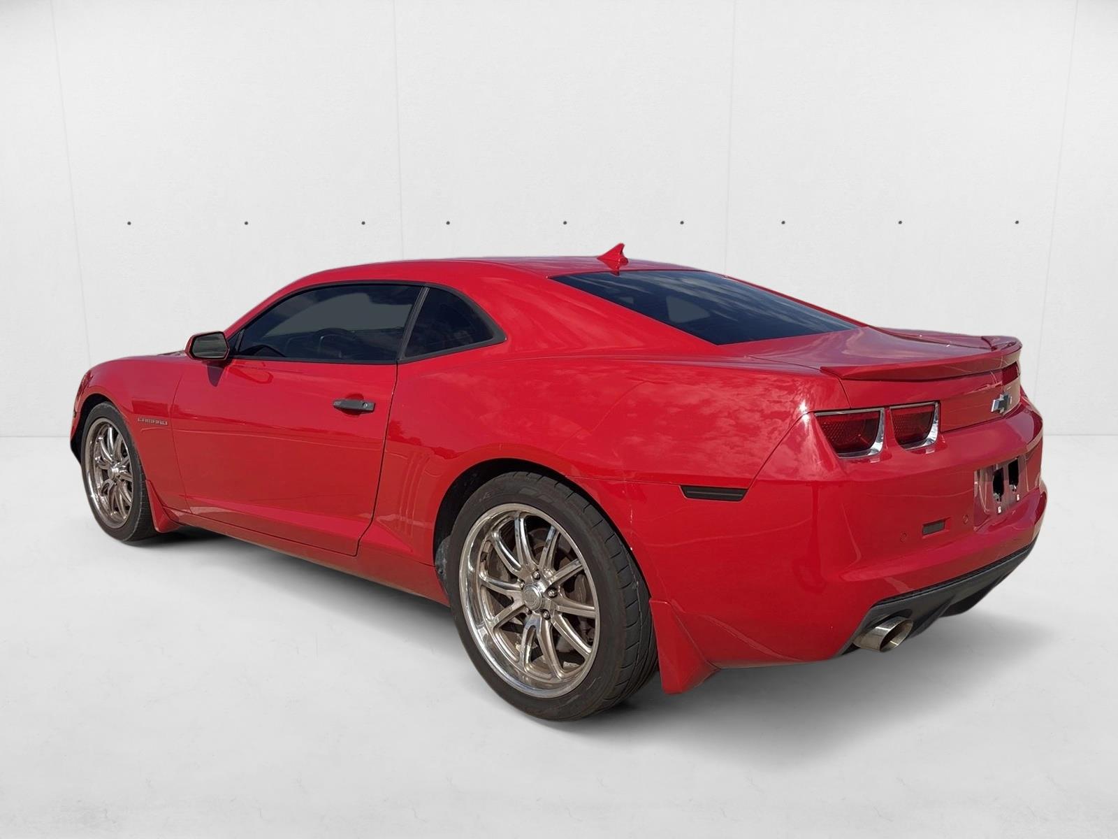 2013 Chevrolet Camaro 2SS photo 2