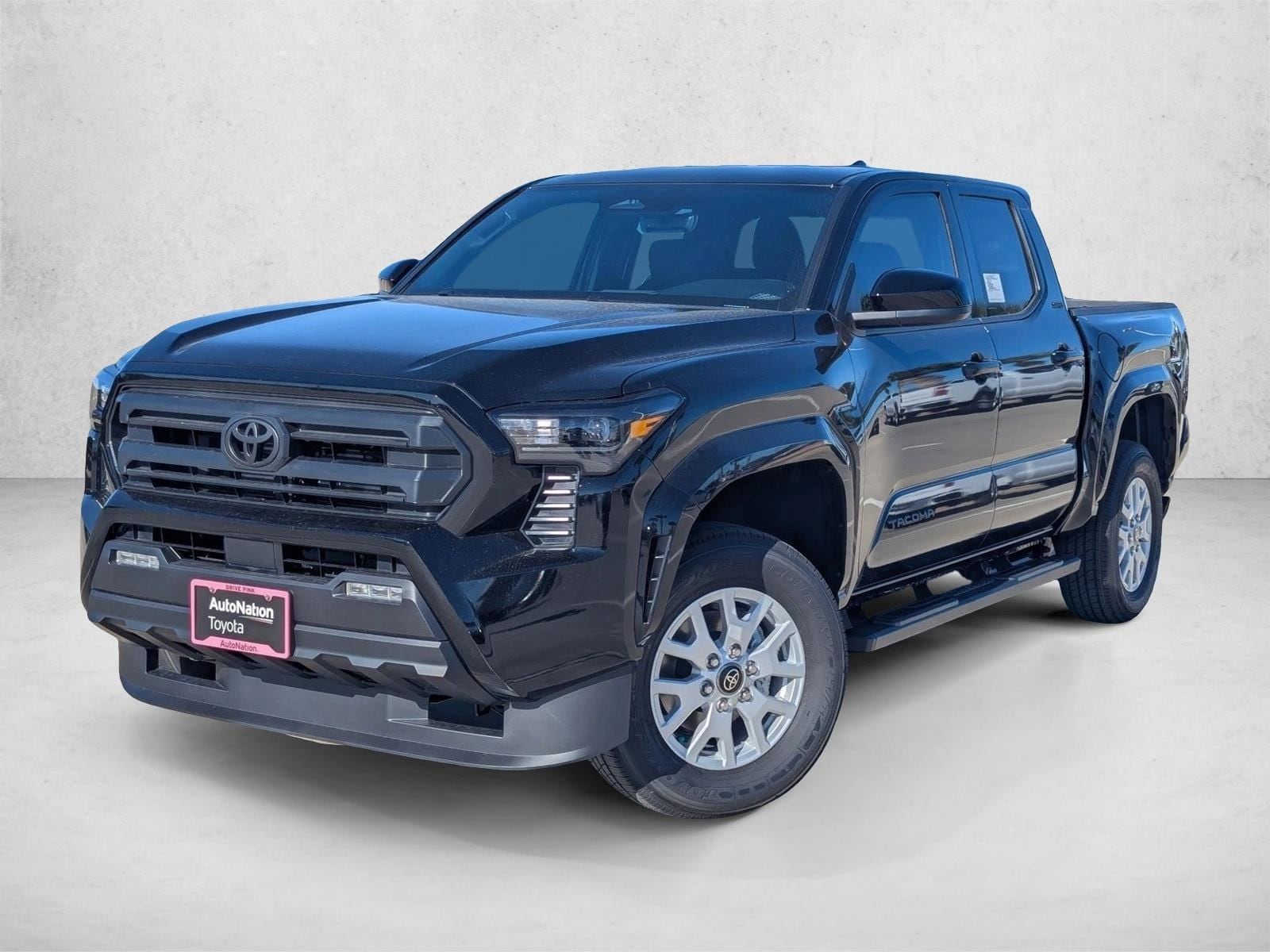 2025 Toyota Tacoma SR5's photo