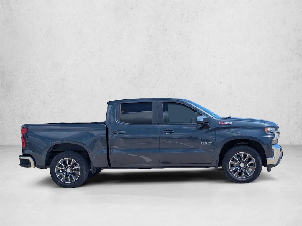 Used 2020 Chevrolet Silverado 1500 LT Truck Crew Cab