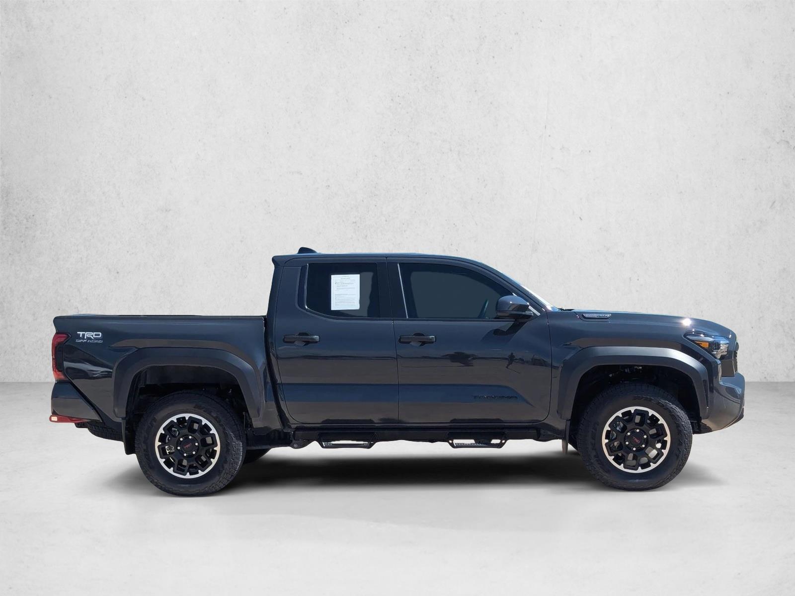 2024 Toyota Tacoma TRD photo 4