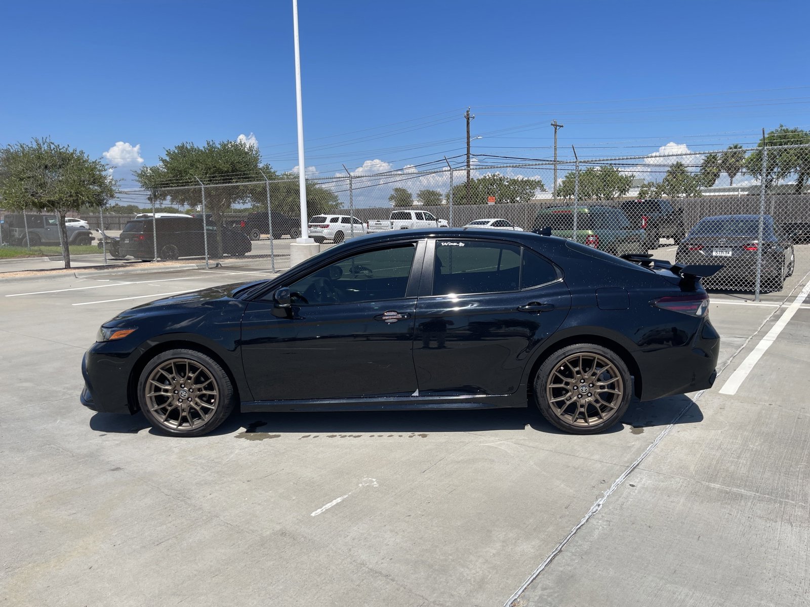 Used 2023 Toyota Camry SE with VIN 4T1G11AK6PU081019 for sale in Corpus Christi, TX