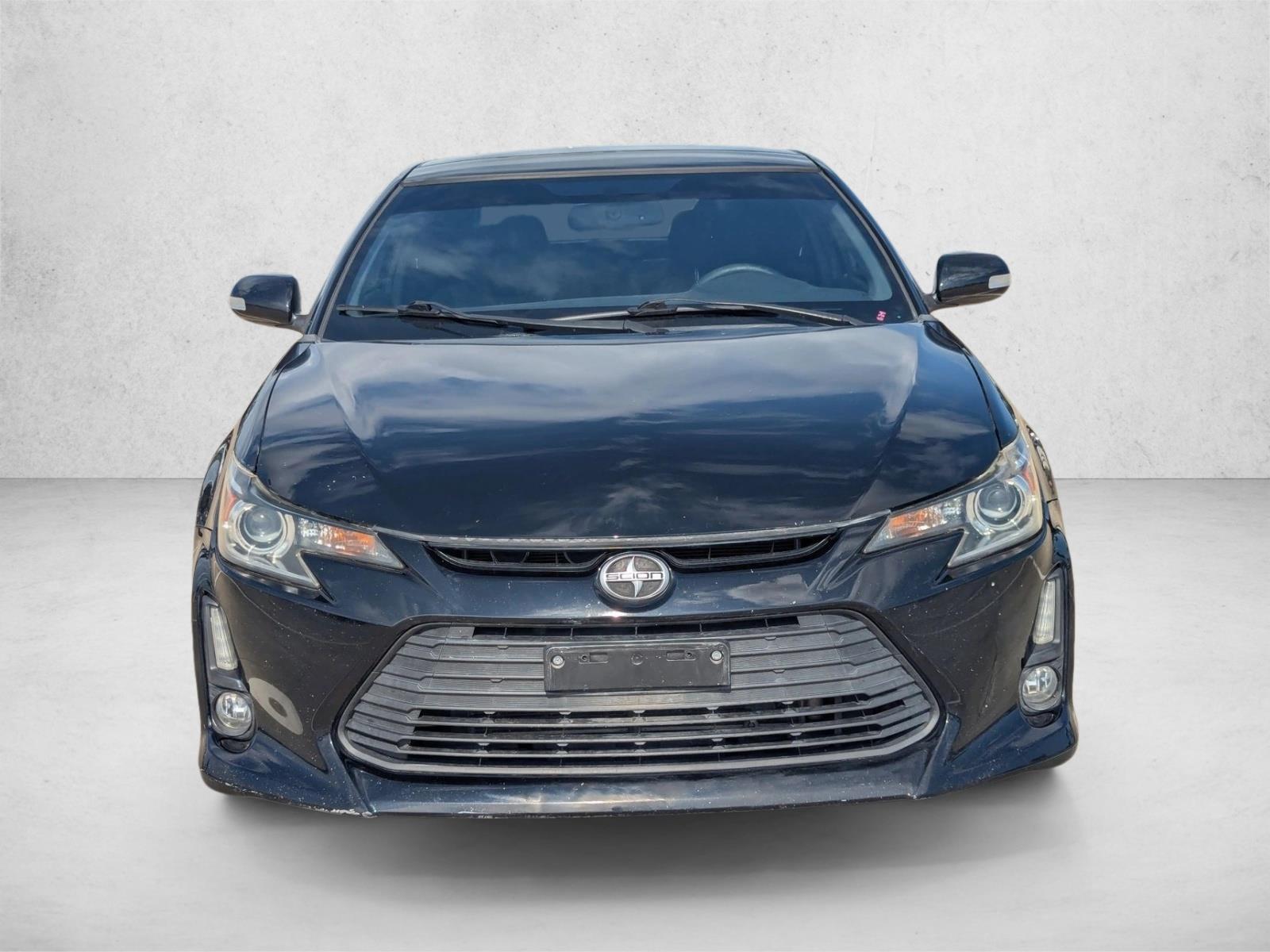 2015 Scion tC Base photo 2