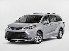 2025 Toyota Sienna LE 8 PASSENGER