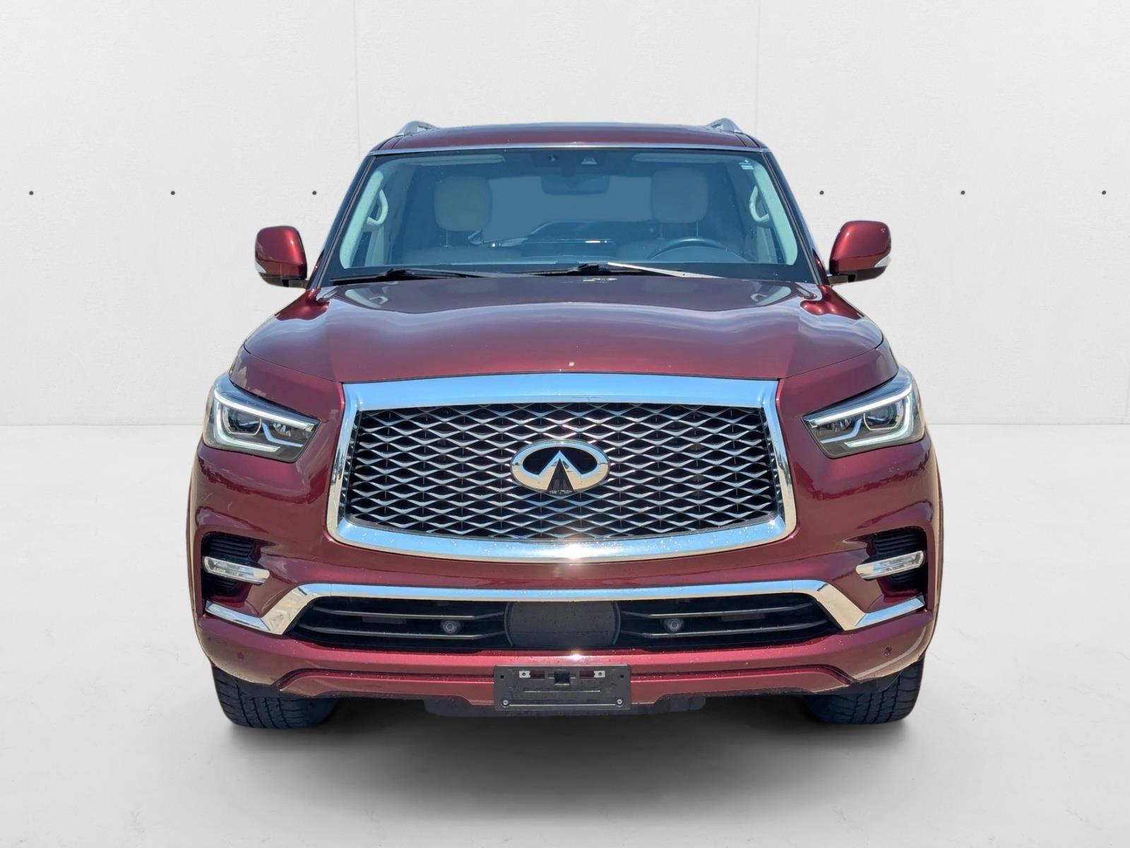 2022 Infiniti QX80 Luxe photo 2