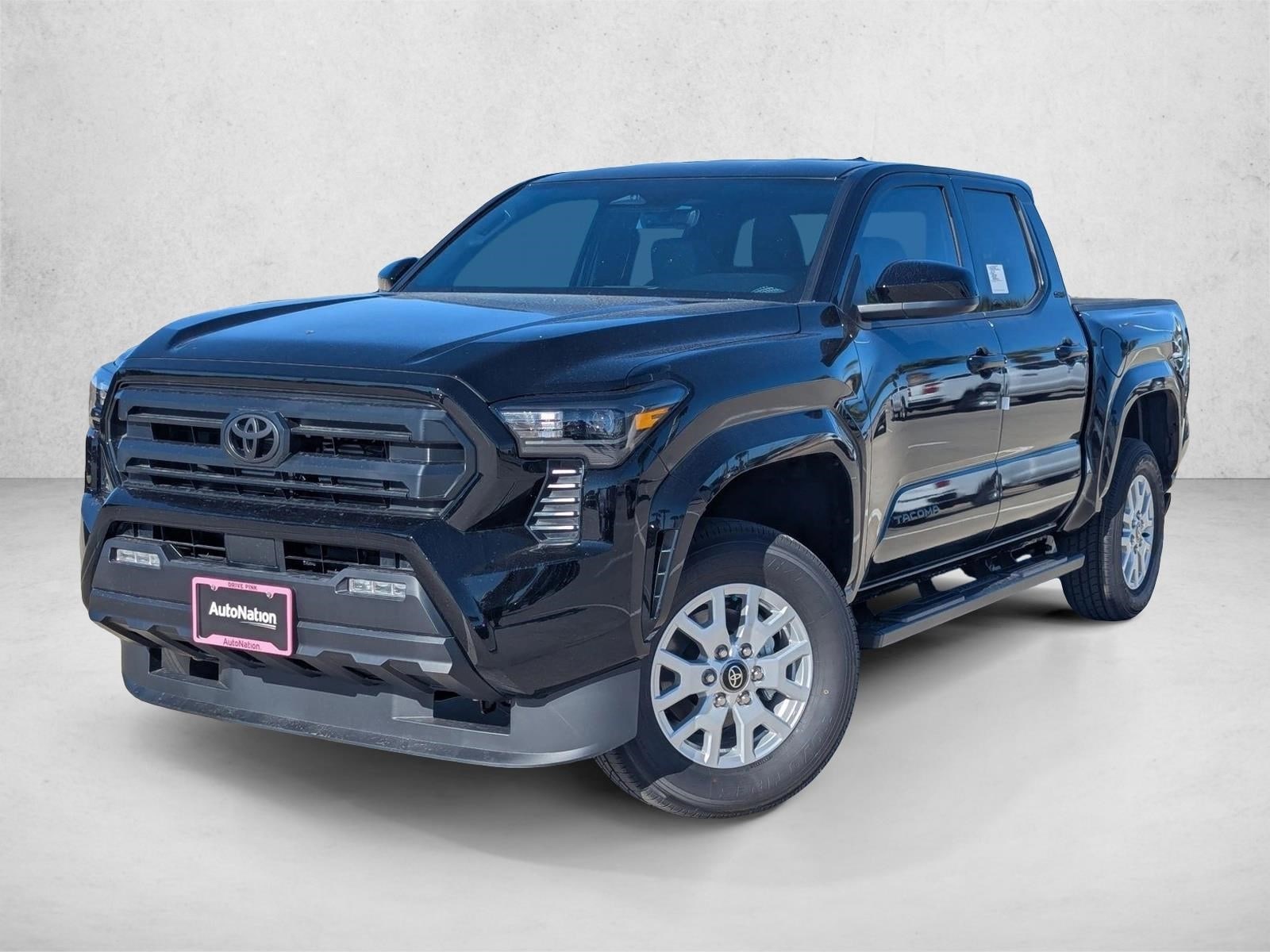 2025 Toyota Tacoma SR5's photo