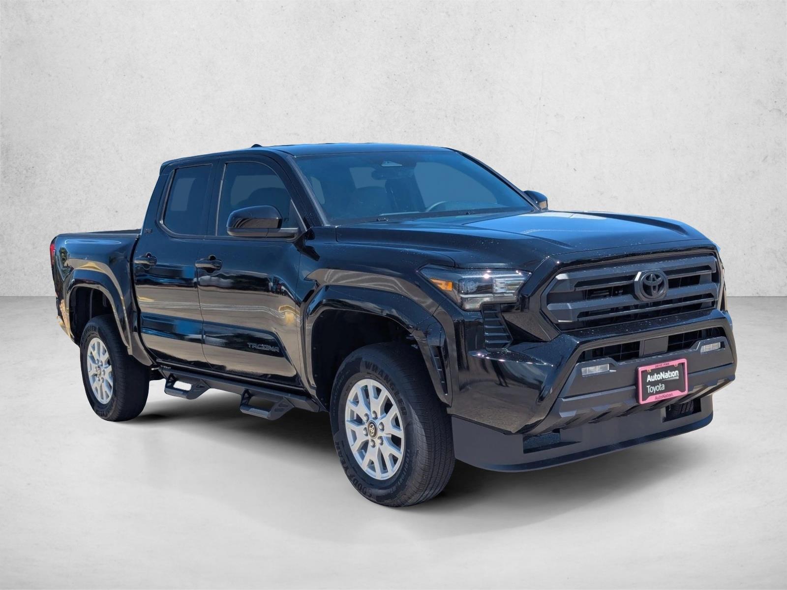 2025 Toyota Tacoma SR5 - Photo 7