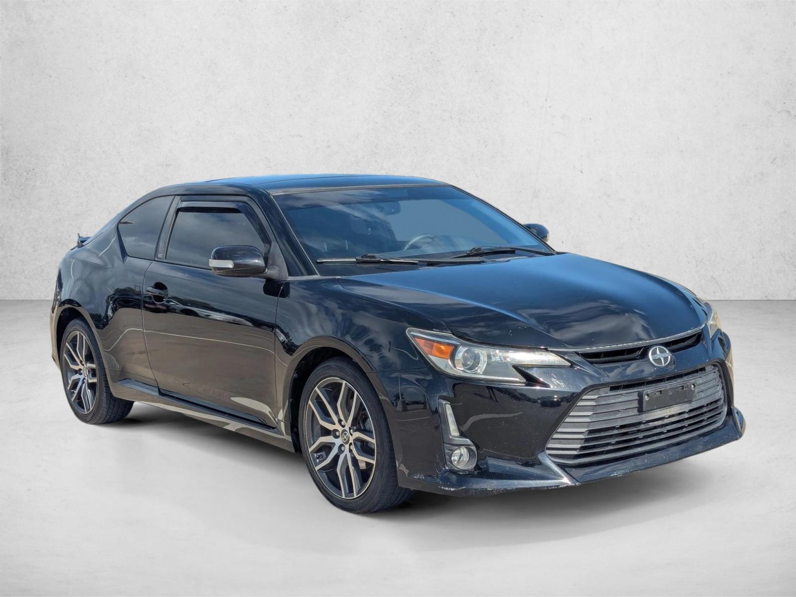 2015 Scion tC Base photo 3
