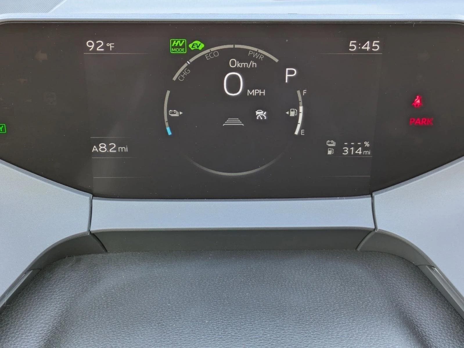 2026 Toyota Prius Plug-in Hybrid SE - Photo 11