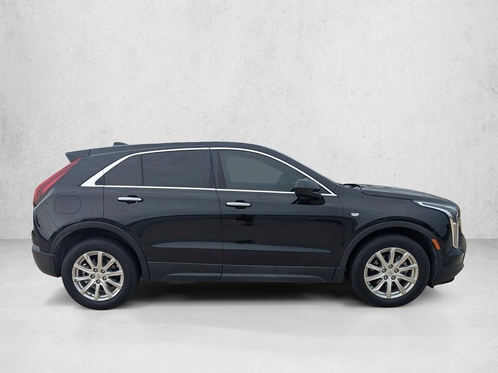 Used 2022 CADILLAC XT4 Luxury SUV