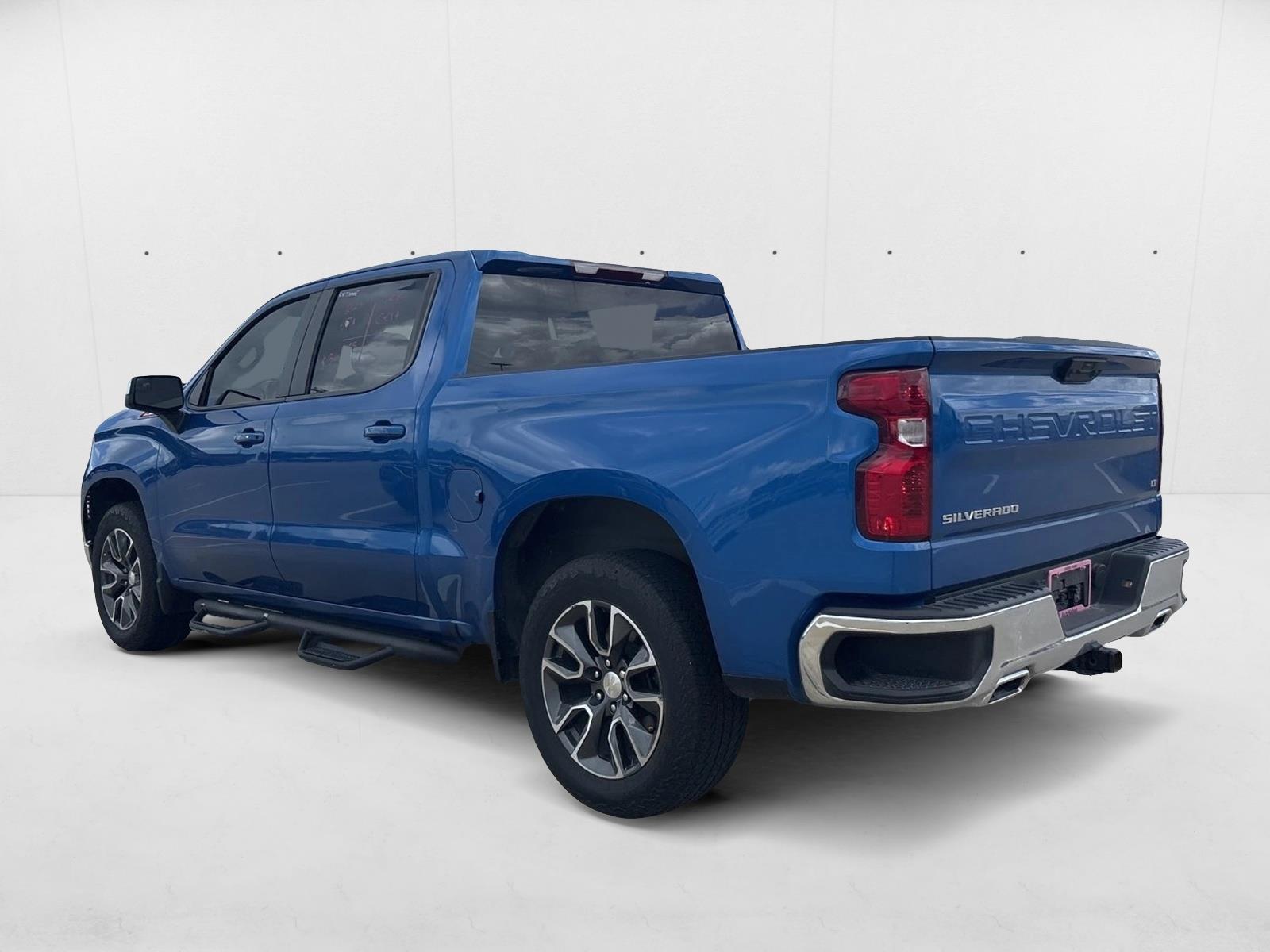 2023 Chevrolet Silverado 1500 photo 3