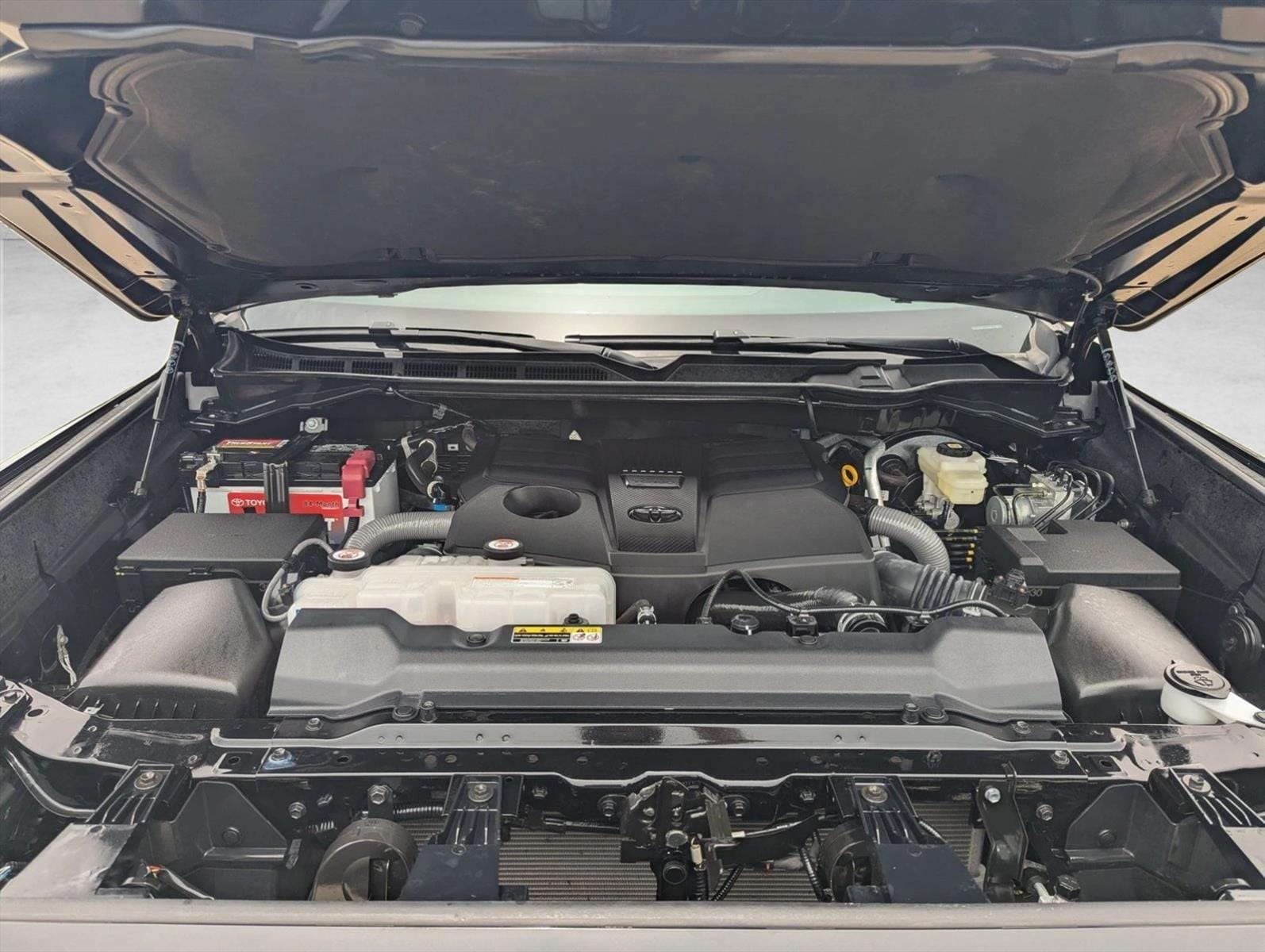 2025 Toyota Tundra SR5 - Photo 21