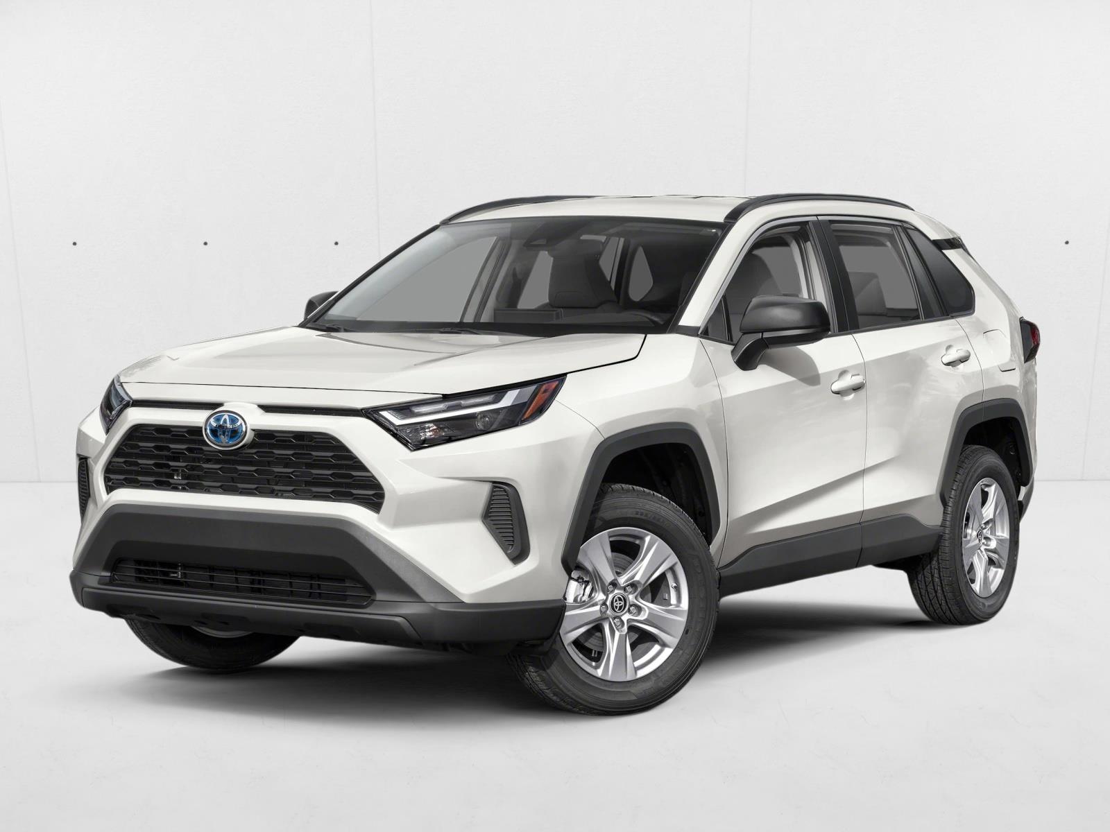 2025 Toyota RAV4 LE's photo