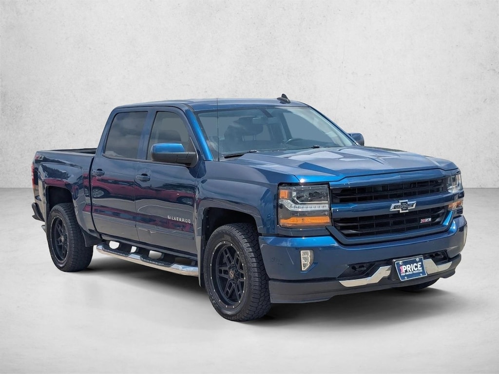 Used 2018 Chevrolet Silverado 1500 LT w/2LT Truck Crew Cab