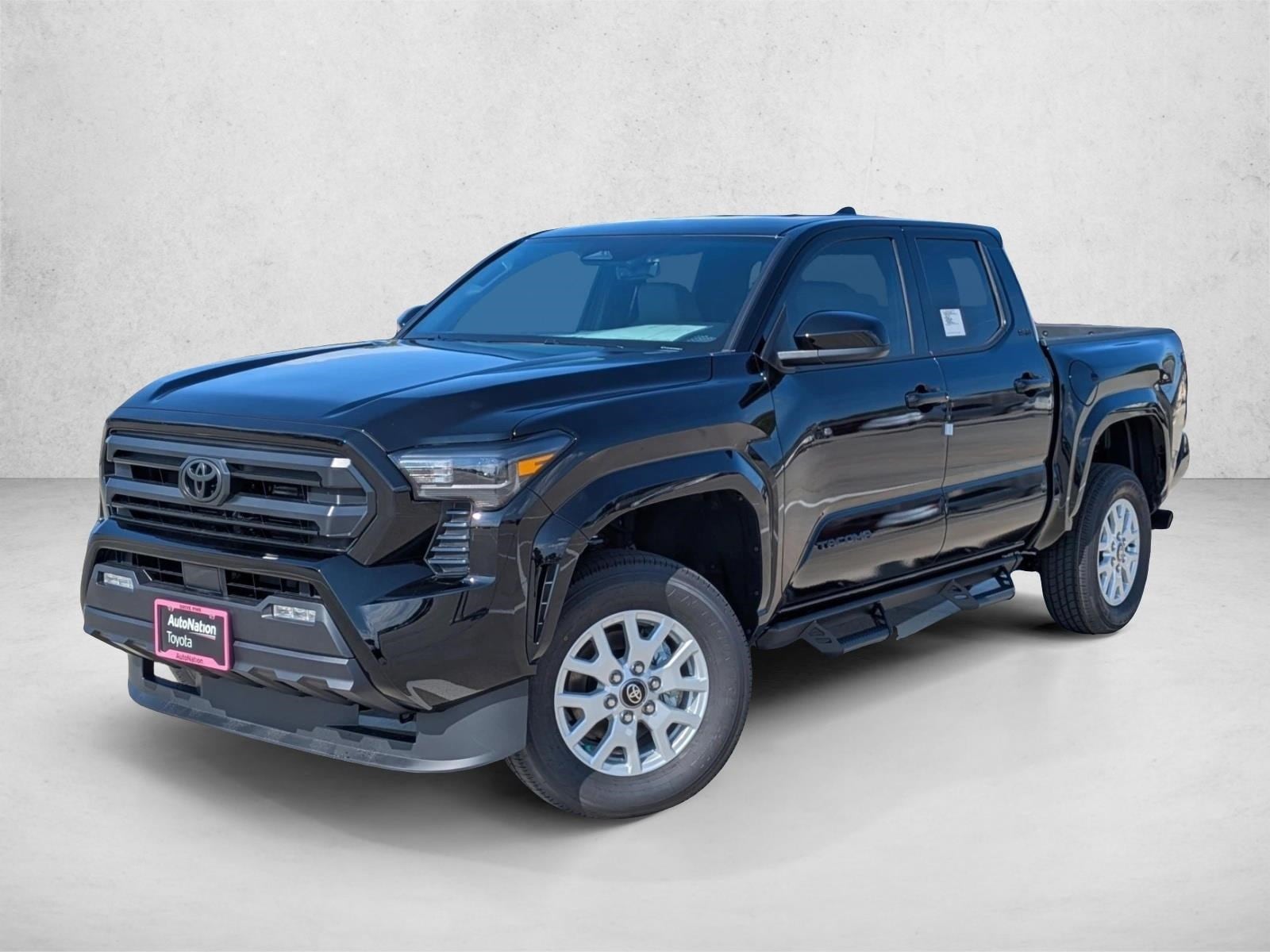 2025 Toyota Tacoma SR5's photo