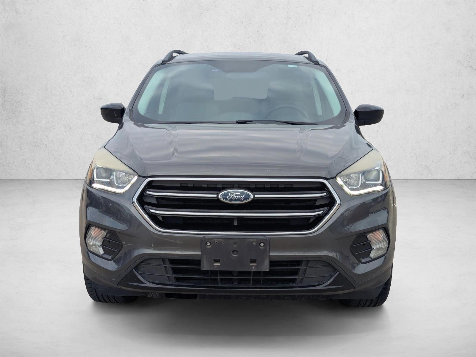2018 Ford Escape SE photo 2