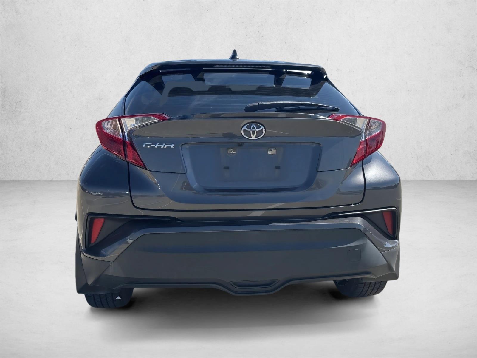 2021 Toyota C-HR XLE photo 4