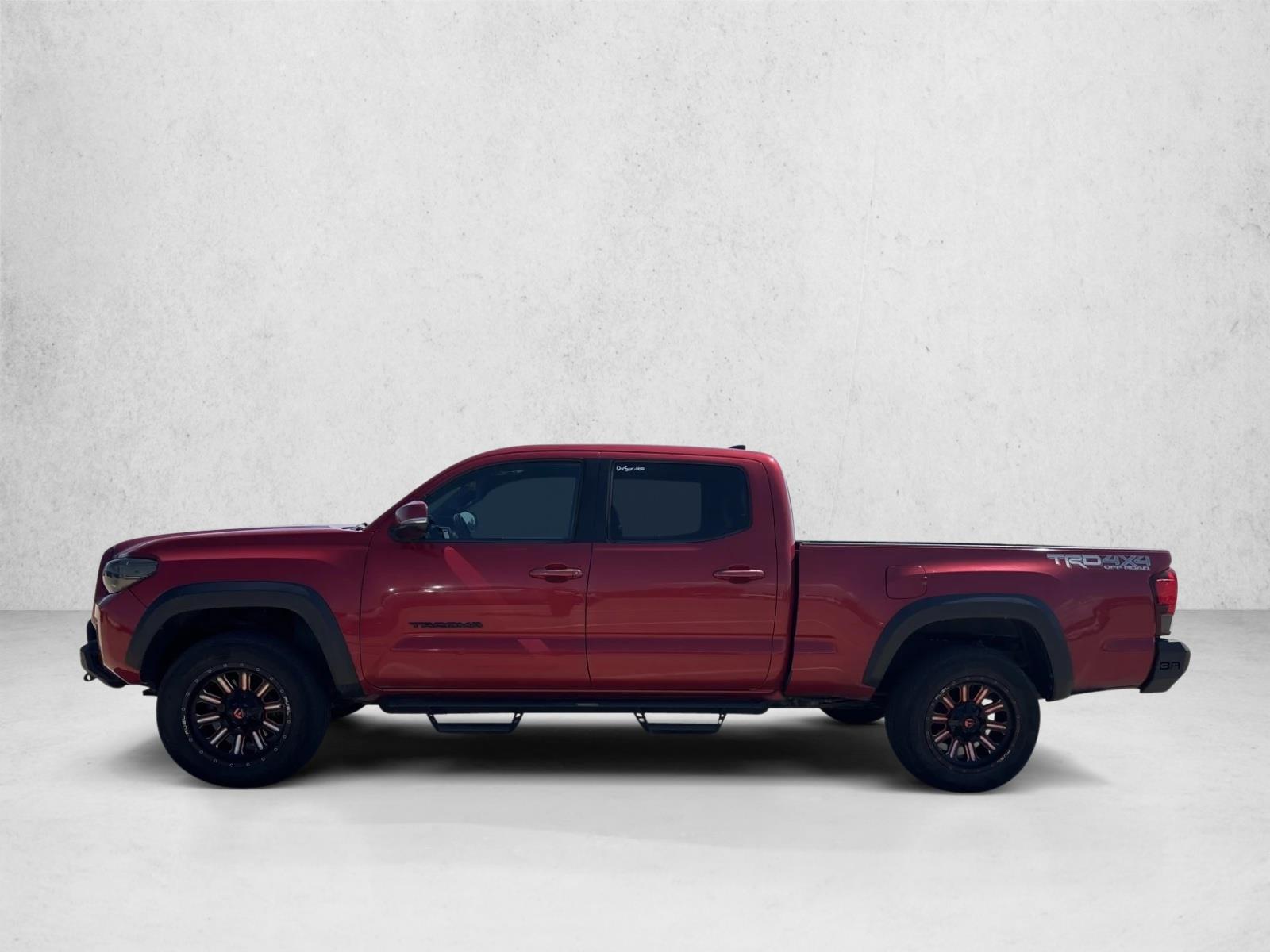 2019 Toyota Tacoma TRD V6 photo 2