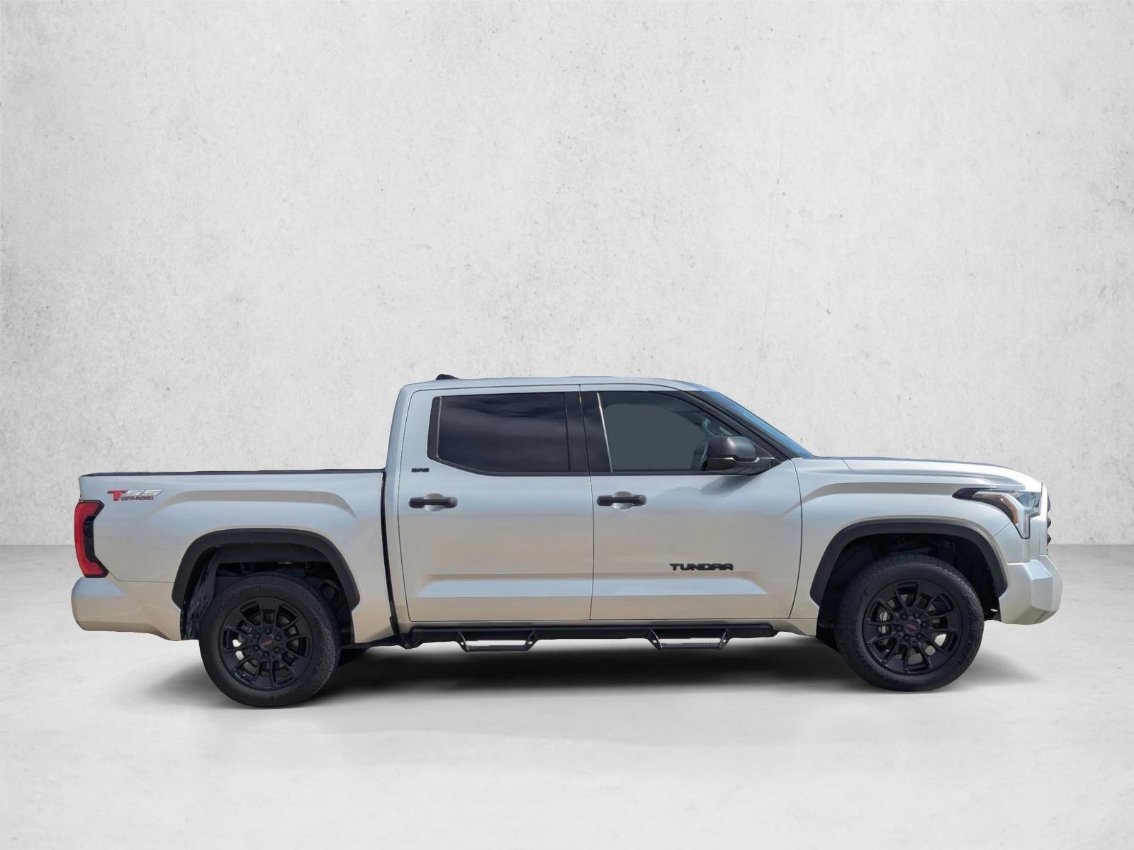 2022 Toyota Tundra SR5 photo 4