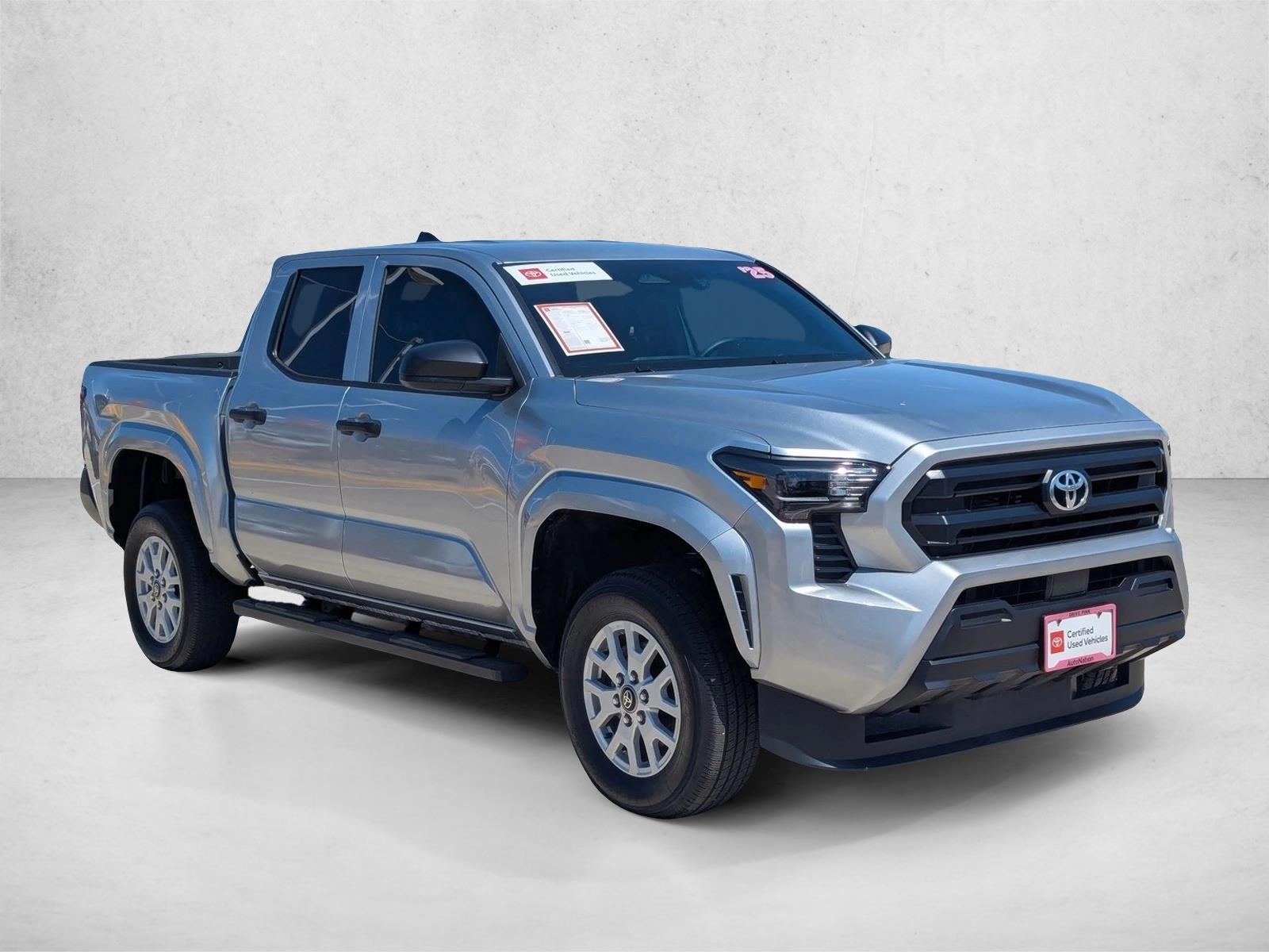 2025 Toyota Tacoma SR Double Cab photo 3