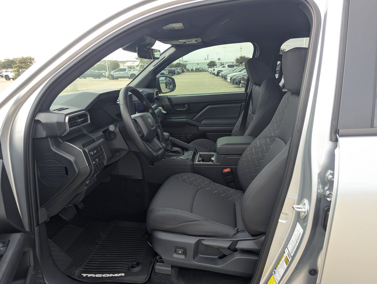 2025 Toyota Tacoma SR5 Double Cab photo 3