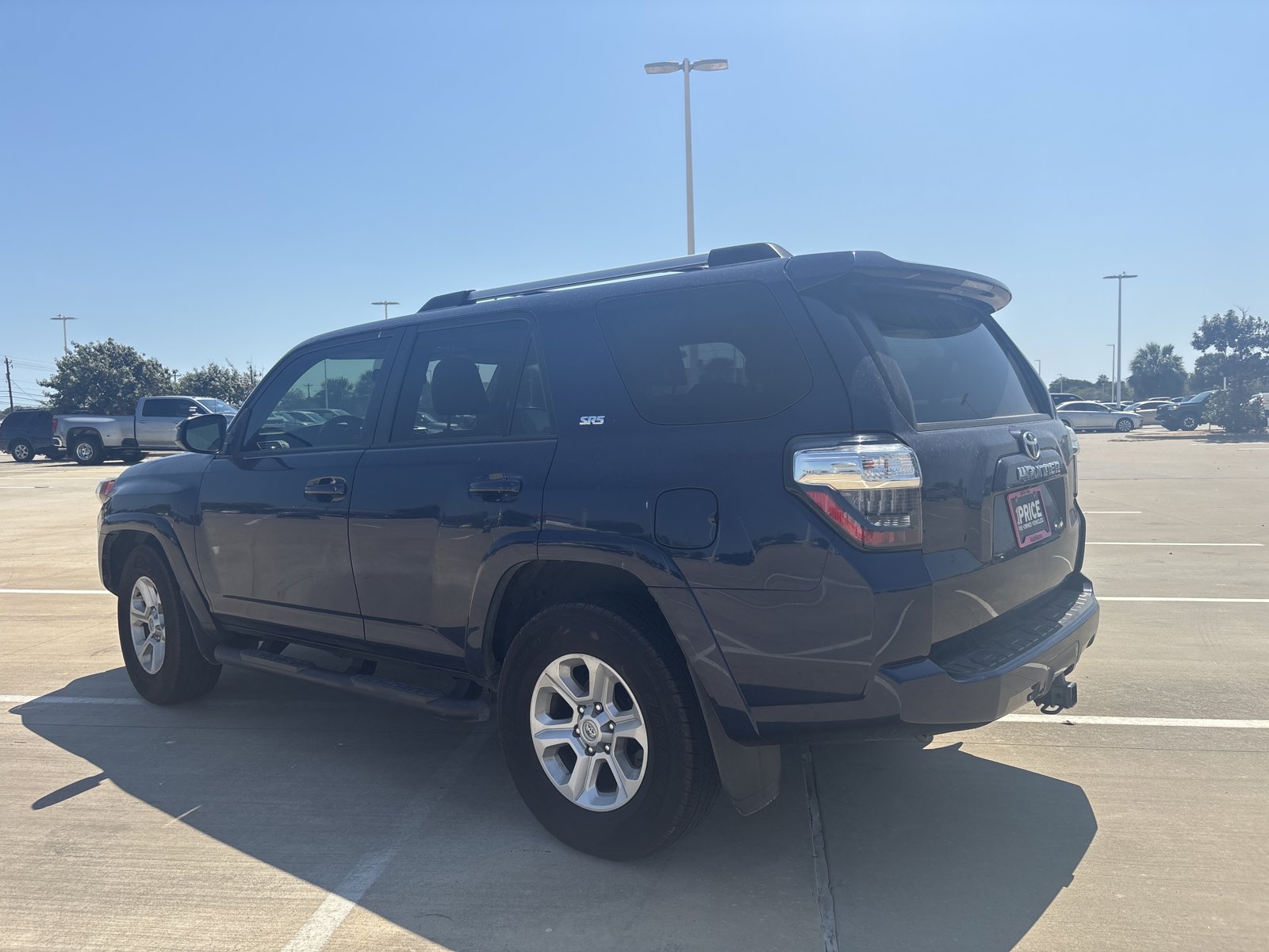 2022 Toyota 4Runner SR5 photo 3