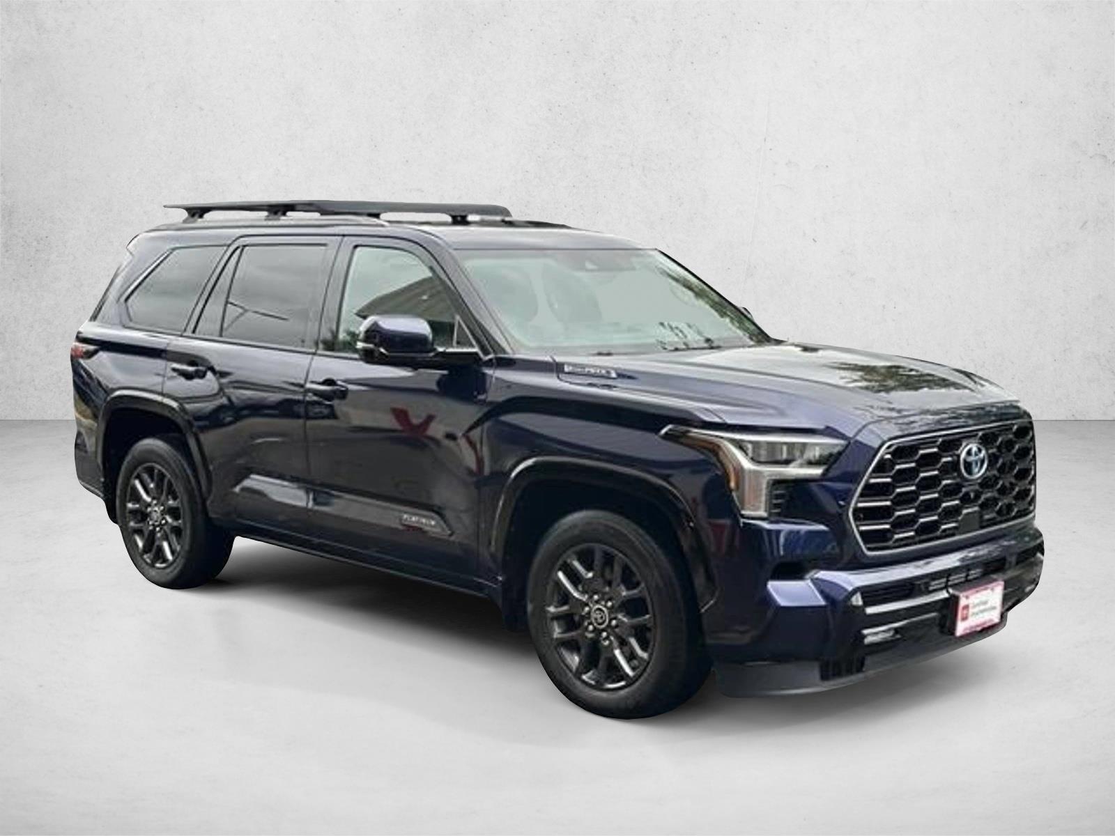 2023 Toyota Sequoia Platinum photo 3