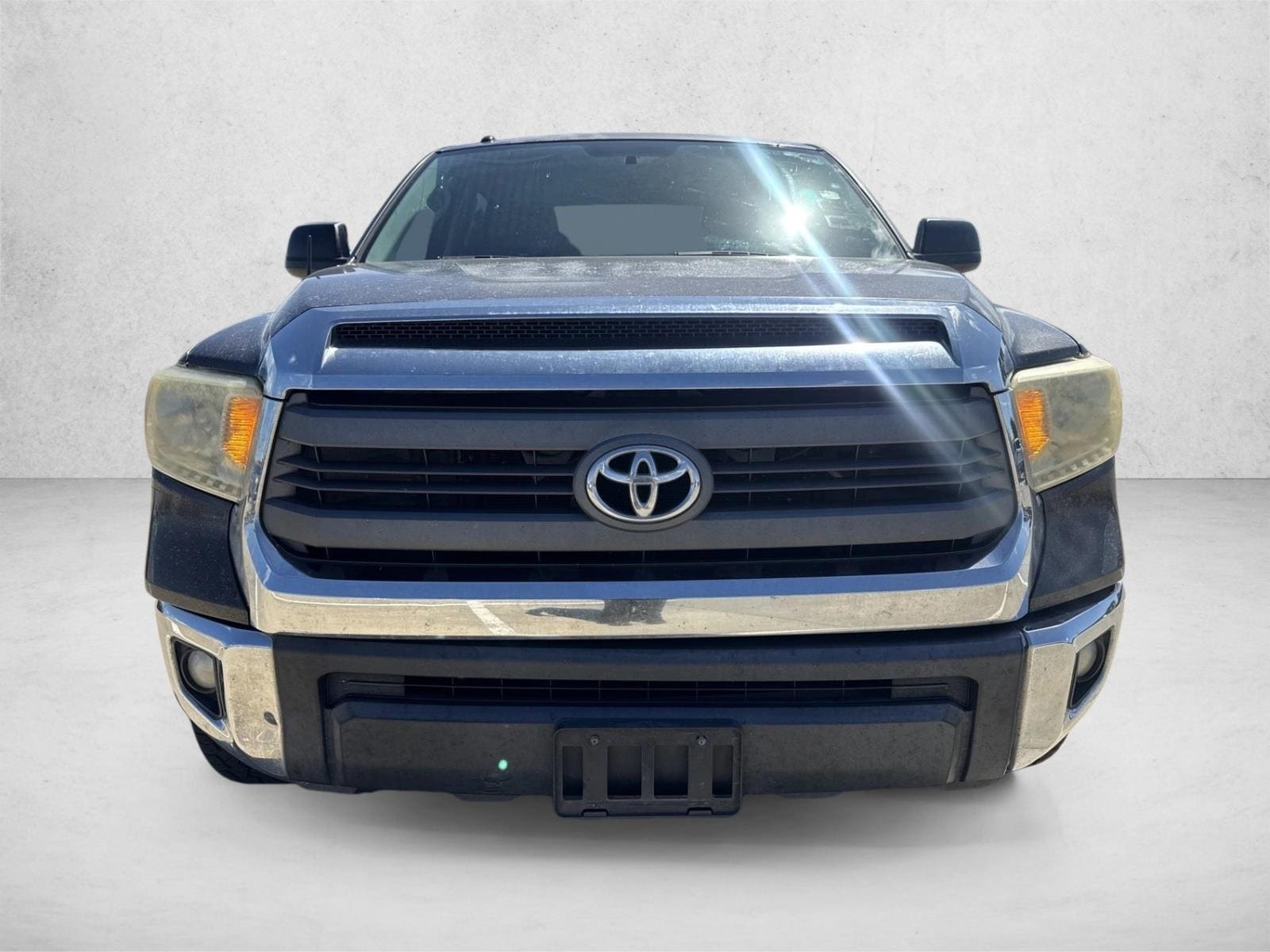 Used 2014 Toyota Tundra SR5 with VIN 5TFEM5F17EX075946 for sale in Corpus Christi, TX