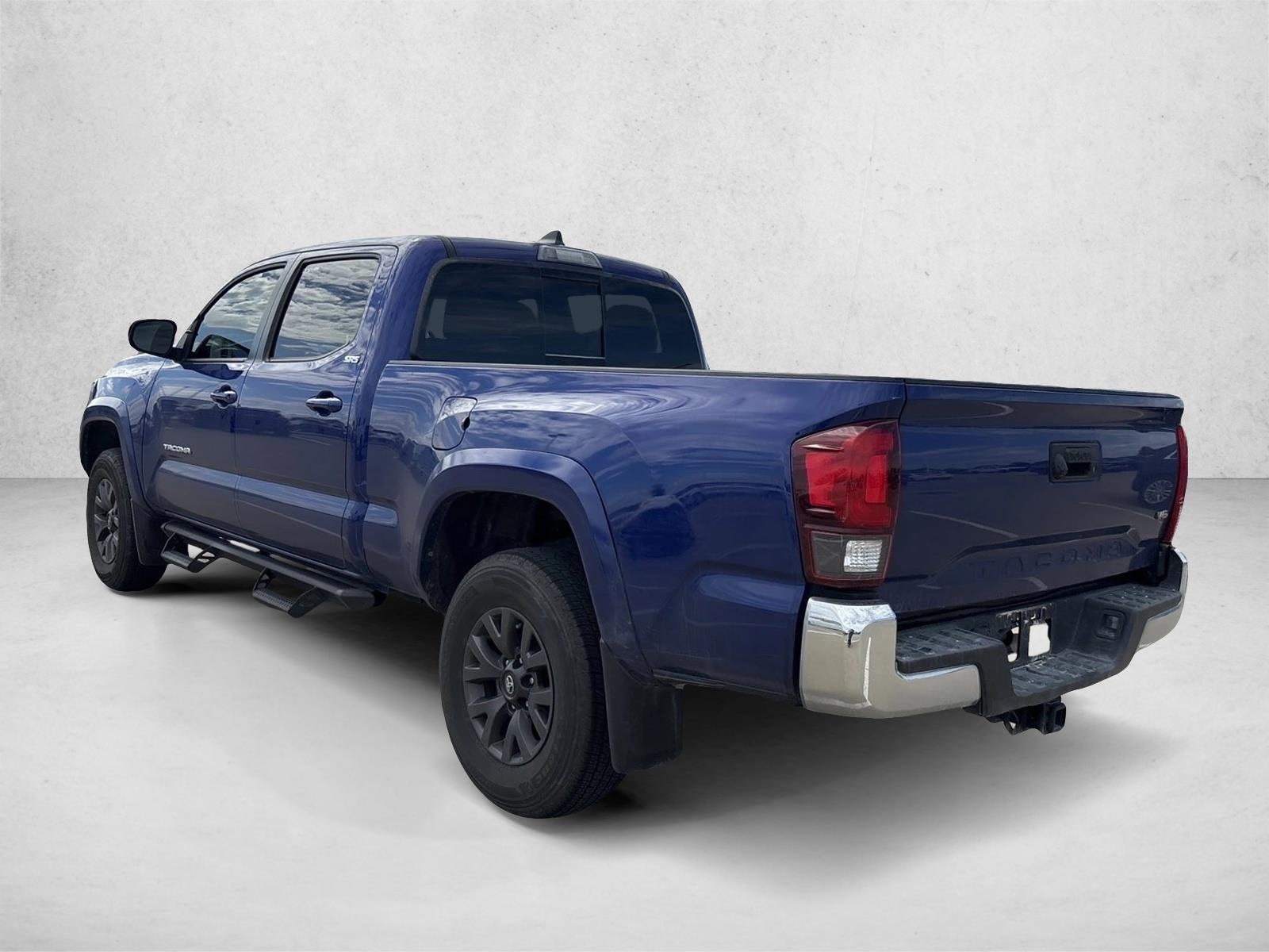 2023 Toyota Tacoma SR5 V6 photo 3