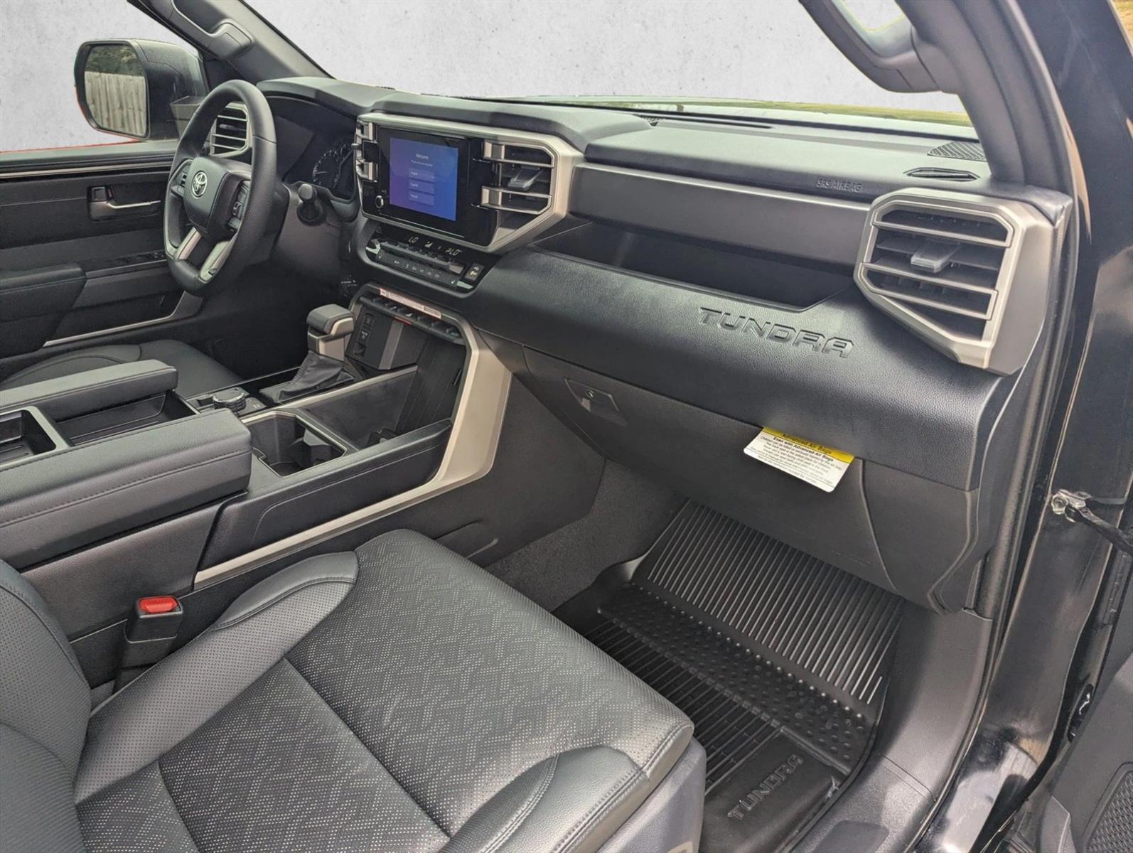 2025 Toyota Tundra SR5 - Photo 20