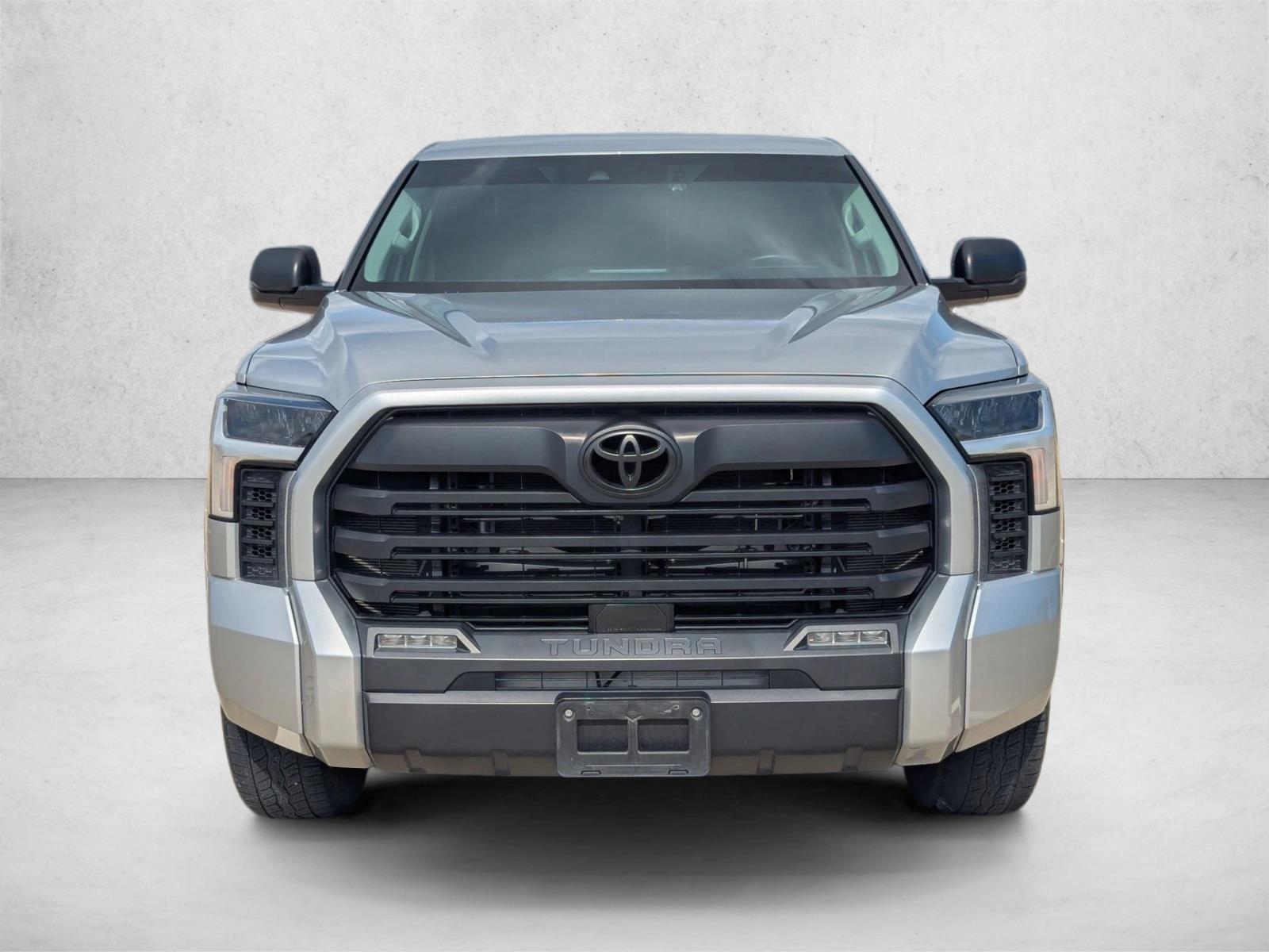 2022 Toyota Tundra SR5 photo 2