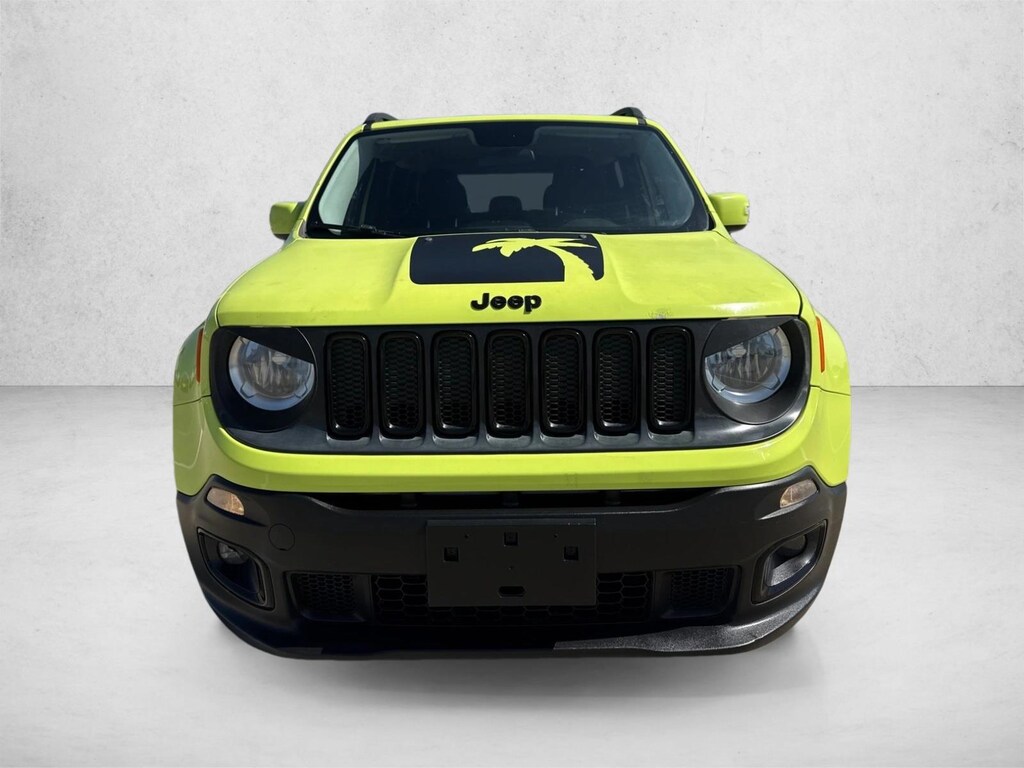 Used 2017 Jeep Renegade Latitude FWD SUV