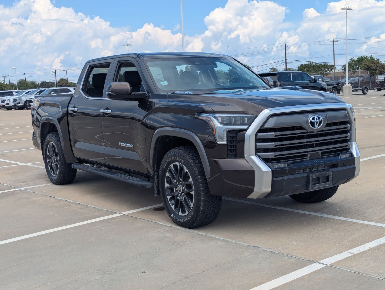 2024 Toyota Tundra Limited photo 3