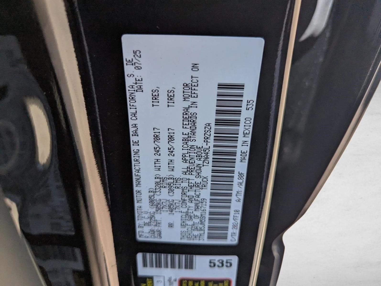 2025 Toyota Tacoma SR5 - Photo 20