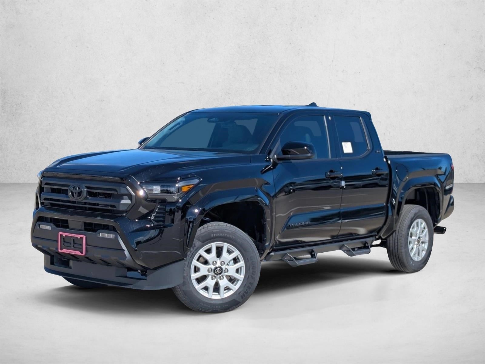 2025 Toyota Tacoma SR5's photo