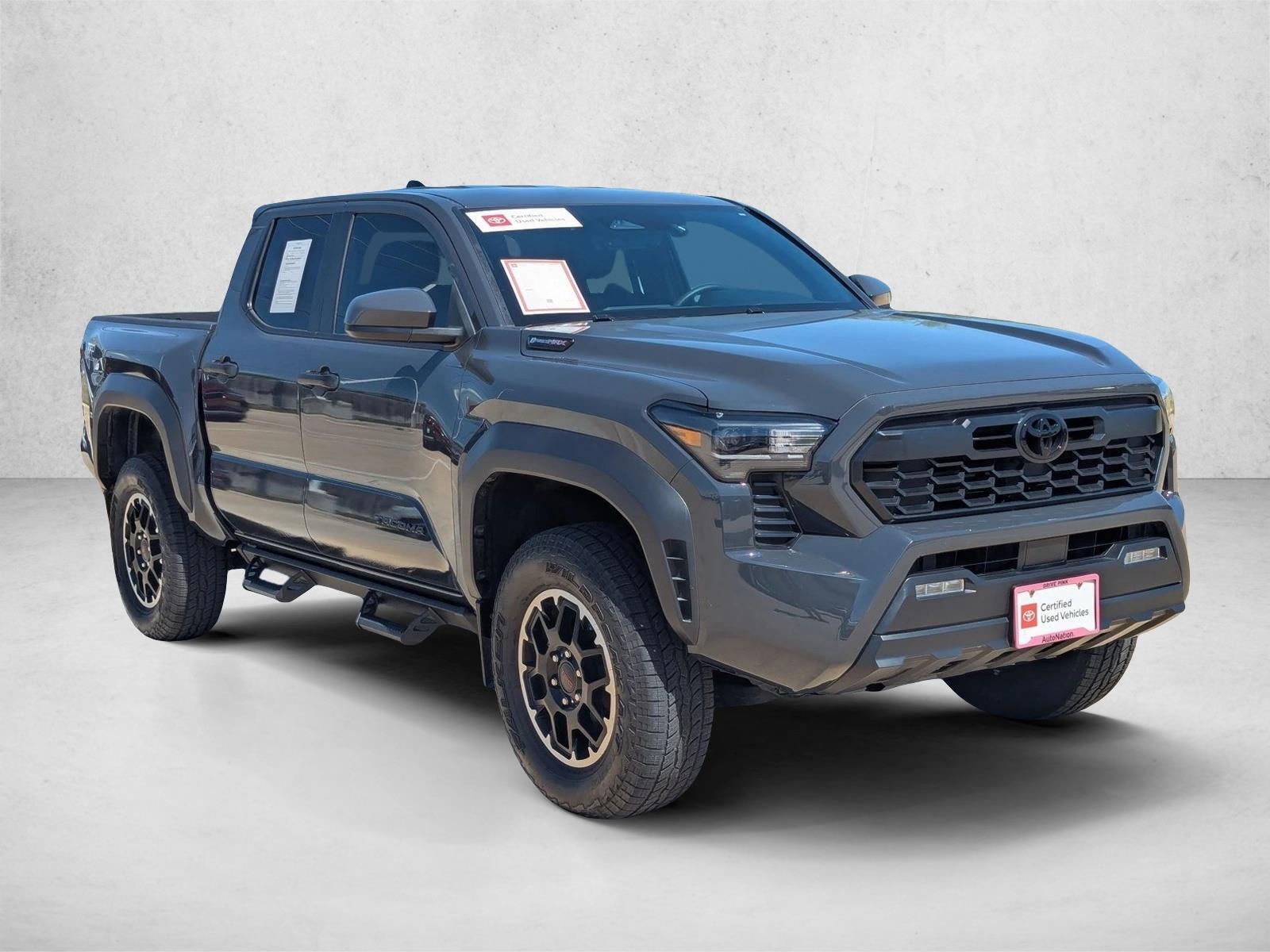 2024 Toyota Tacoma TRD photo 3
