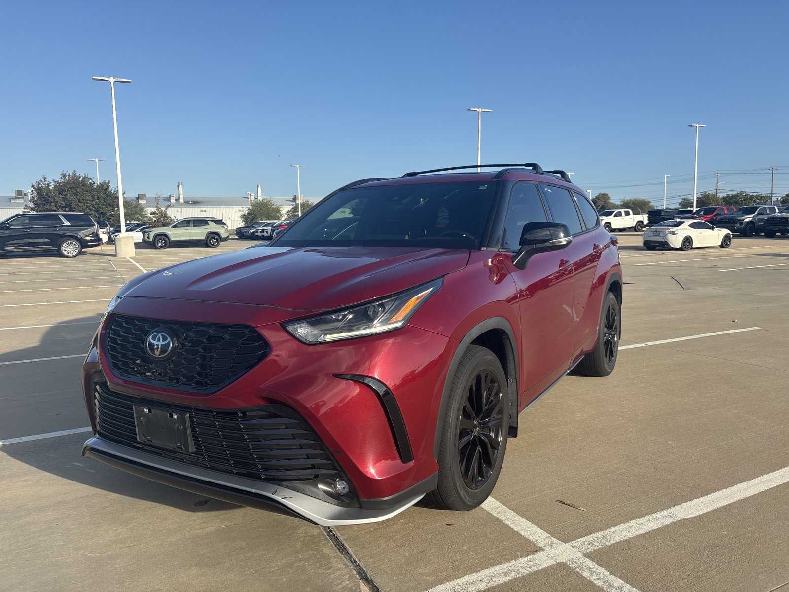 2023 Toyota Highlander Limited Platinum XLE XSE photo 2