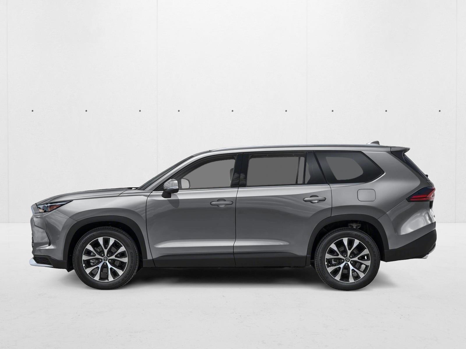 2026 Toyota Highlander Hybrid Limited photo 3