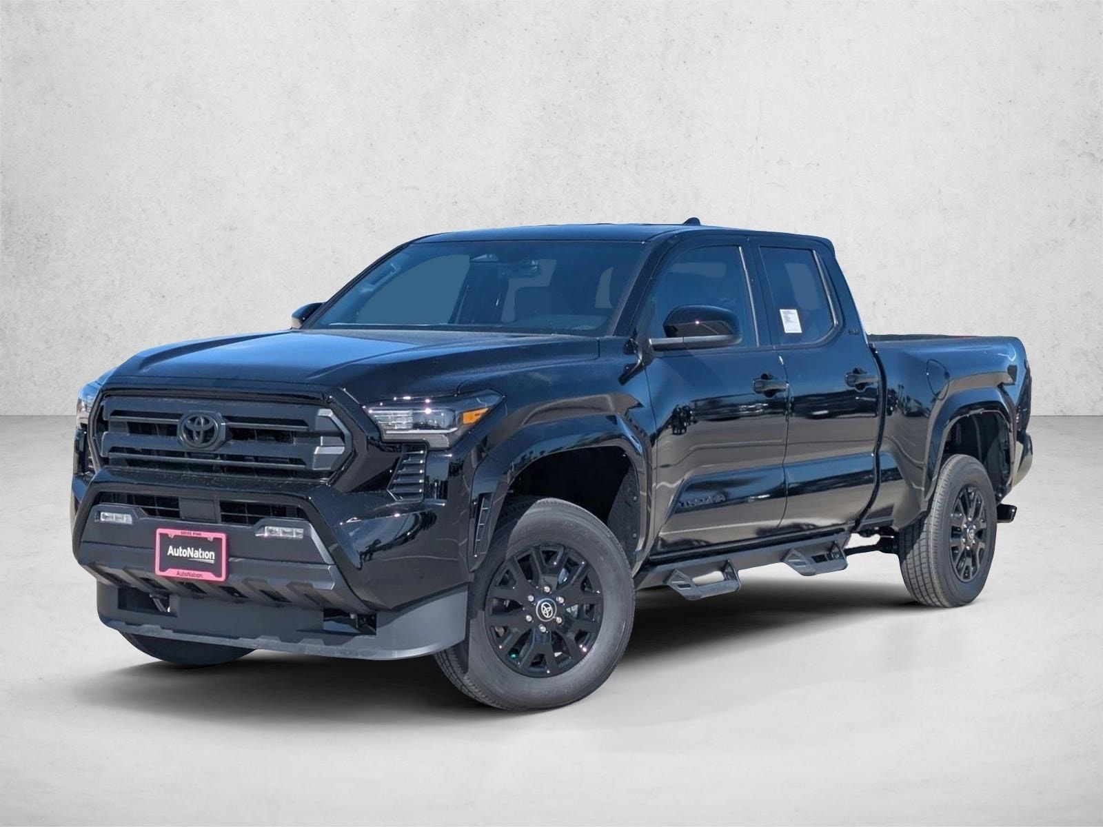 2025 Toyota Tacoma SR5's photo