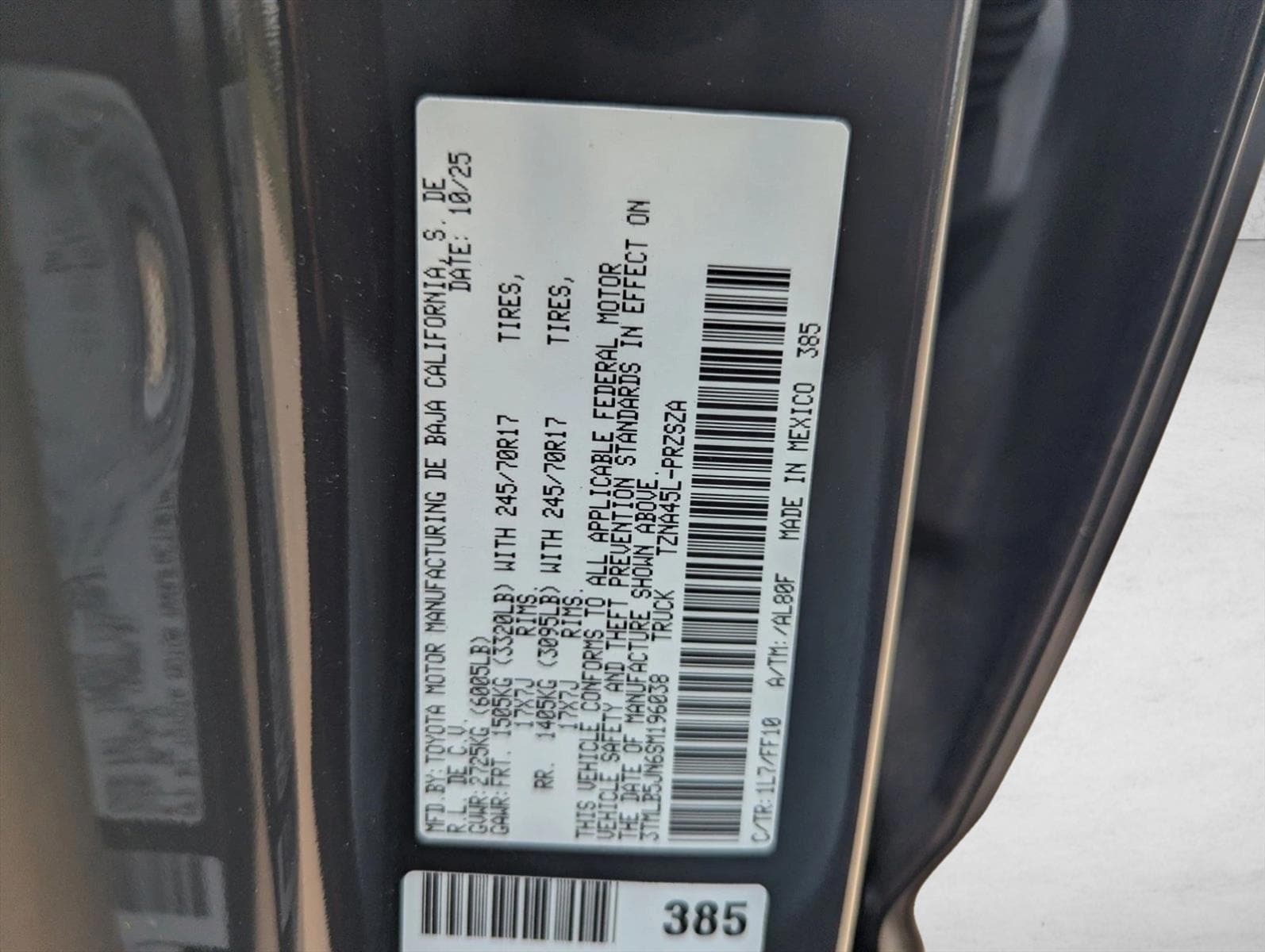 2025 Toyota Tacoma SR5 - Photo 22
