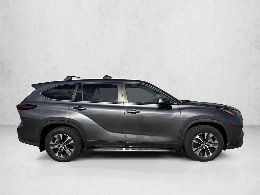 Certified 2024 Toyota Highlander XLE SUV