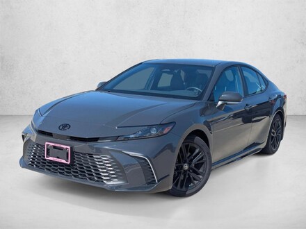 2025 Toyota Camry SE Sedan