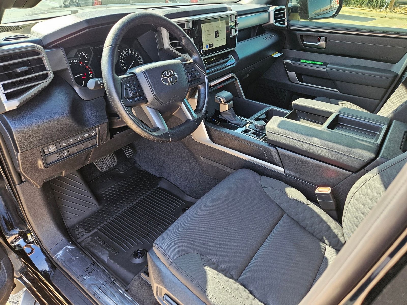 2026 Toyota Tundra SR5 CrewMax photo 3